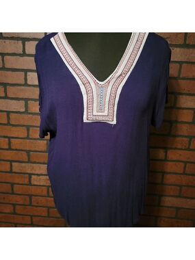Boho Jane Embroidered peasant top with short sleeves size Large